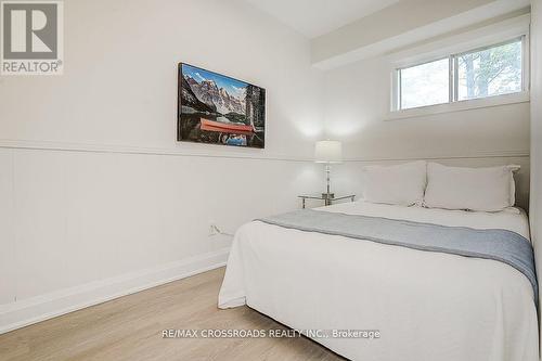 160 Letitia Street, Barrie, ON - Indoor Photo Showing Bedroom