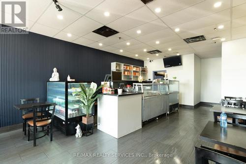 1289 Marlborough Court, Oakville, ON 