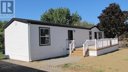 . - 1 PARKINGTON PLACE  Kingston (Rideau), ON K7K 5C7