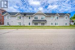 1123 QUEENSTON ROAD  Cambridge, ON N3H 3L1