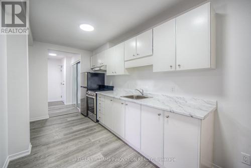 1123 Queenston Road, Cambridge, ON - Indoor Photo Showing Kitchen