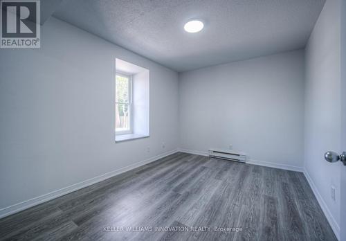1123 Queenston Road, Cambridge, ON - Indoor Photo Showing Other Room