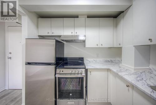 1123 Queenston Road, Cambridge, ON - Indoor Photo Showing Kitchen