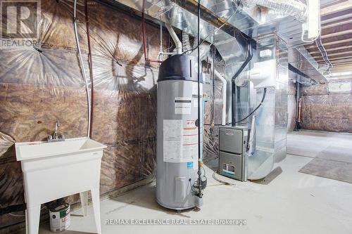 49 Malcolm Crescent, Haldimand, ON - Indoor Photo Showing Basement
