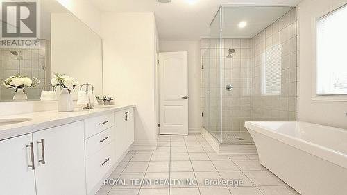 251 Danny Wheeler Boulevard, Georgina, ON - Indoor Photo Showing Bathroom