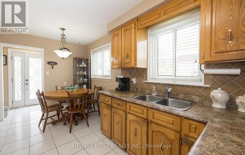 7812 Kittridge Drive, Mississauga, ON - Indoor