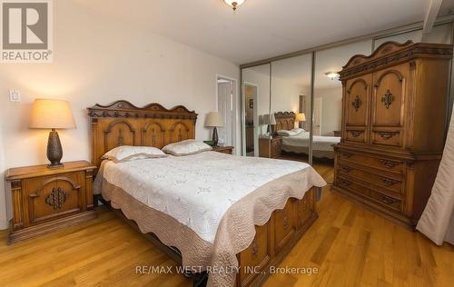 7812 Kittridge Drive, Mississauga, ON - Indoor Photo Showing Bedroom