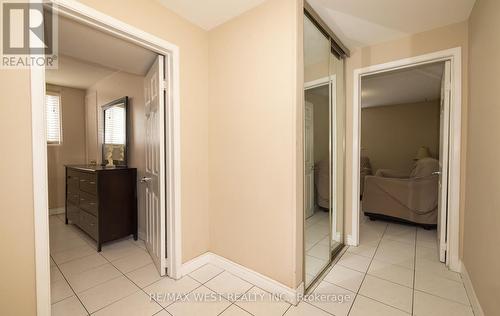 7812 Kittridge Drive, Mississauga, ON - Indoor