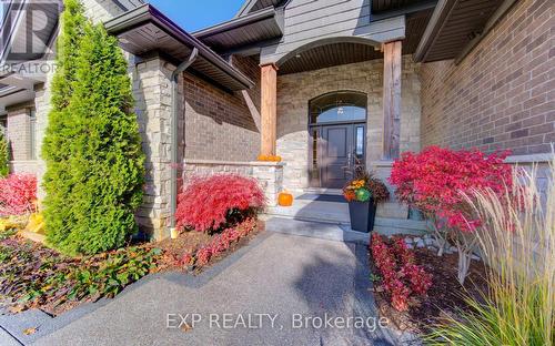 52 Edgehill Drive, Kitchener, ON - Outdoor