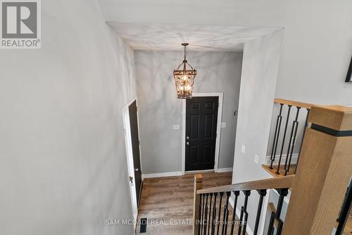 496 Seymour Drive, Oakville, ON - Indoor Photo Showing Other Room