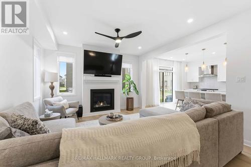 66 Narrows Place, Ottawa, ON - Indoor Photo Showing Living Room With Fireplace