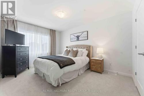 66 Narrows Place, Ottawa, ON - Indoor Photo Showing Bedroom