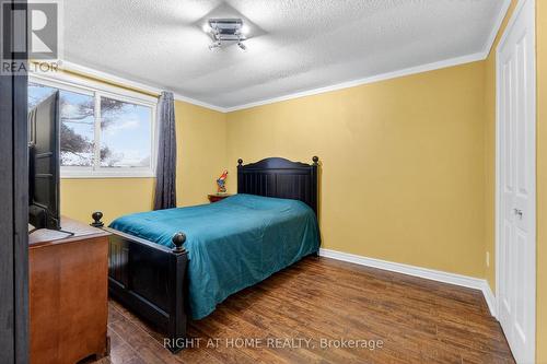 95 - 1474 Heatherington Road, Ottawa, ON - Indoor Photo Showing Bedroom