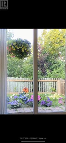 backyard flowering in Summer - 95 - 1474 Heatherington Road, Ottawa, ON - 