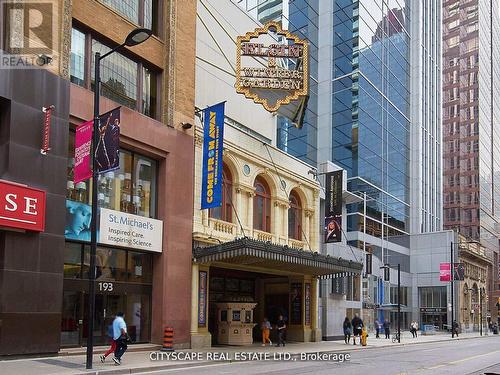 3111 - 197 Yonge Street, Toronto, ON - Outdoor