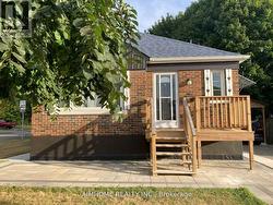 UPPER FLOOR - 221 ST LAWRENCE STREET  Whitby, ON L1N 1G9