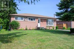 LOWER - 1295 PINEGROVE ROAD  Oakville, ON L6L 2X2