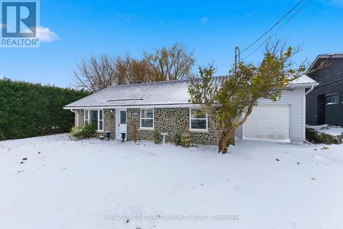 24 FAIRPARK LANE  Georgina, ON L0E 1N0