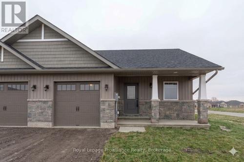 123 FARRINGTON CRESCENT  Prince Edward County (Picton Ward), ON K0K 2T0