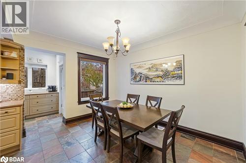 53 Barnesdale Avenue S, Hamilton, ON - Indoor Photo Showing Dining Room