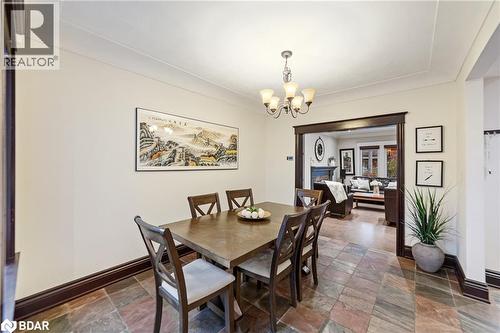 53 Barnesdale Avenue S, Hamilton, ON - Indoor Photo Showing Dining Room