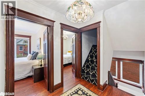 53 Barnesdale Avenue S, Hamilton, ON - Indoor