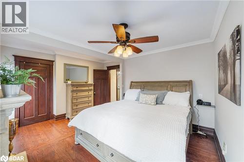 53 Barnesdale Avenue S, Hamilton, ON - Indoor Photo Showing Bedroom