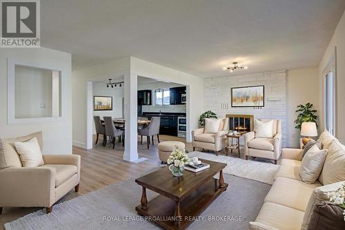 84 Joyce Street, Kingston (Rideau), ON - Indoor Photo Showing Living Room
