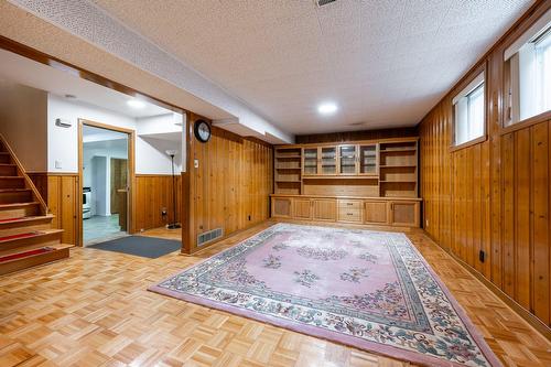 Salle familiale - 15221 Rue Théorêt, Montréal (L'Île-Bizard/Sainte-Geneviève), QC - Indoor Photo Showing Other Room
