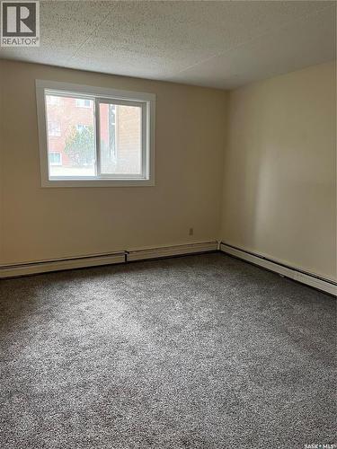 14 27 Centennial Street, Regina, SK - Indoor Photo Showing Other Room