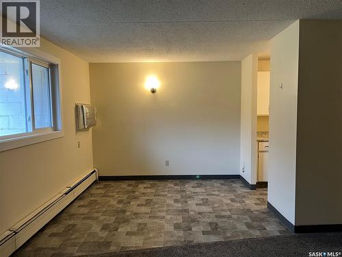 14 27 Centennial Street, Regina, SK - Indoor Photo Showing Other Room