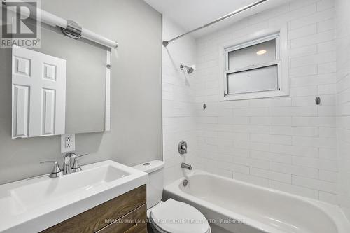 Upper - 176 Sydenham Street, Cobourg, ON - Indoor Photo Showing Bathroom