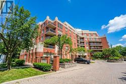 C1 & C3 - 800 SHEPPARD AVENUE W Toronto, ON M3H 6B4