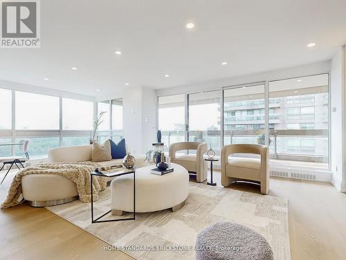 1102 - 61 St Clair Avenue W, Toronto, ON - Indoor