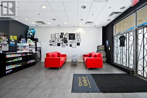 13390 Yonge Street, Richmond Hill, ON 