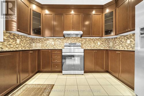 24 Haywood Drive, Brampton, ON - Indoor Photo Showing Kitchen