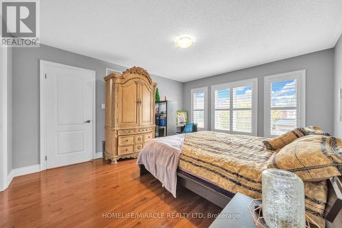 24 Haywood Drive, Brampton, ON - Indoor Photo Showing Bedroom