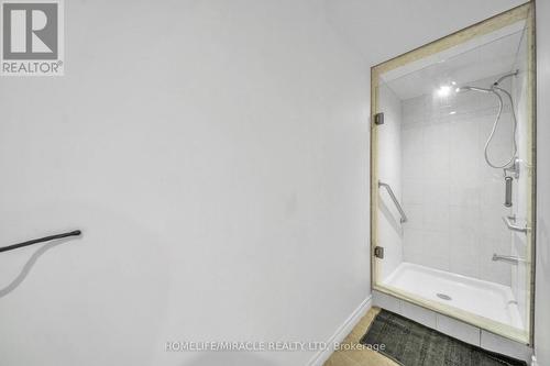 24 Haywood Drive, Brampton, ON - Indoor Photo Showing Bathroom