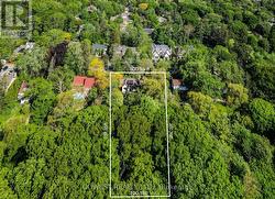 62 PINEWOOD TRAIL  Mississauga, ON L5G 2L1