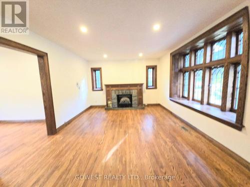 62 Pinewood Trail, Mississauga, ON - Indoor With Fireplace