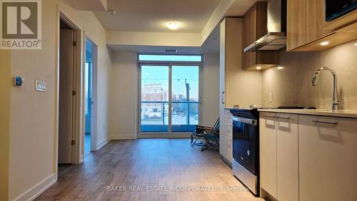 Unit 315 - 315 - 500 Plains Road E, Burlington, ON - Indoor Photo Showing Kitchen