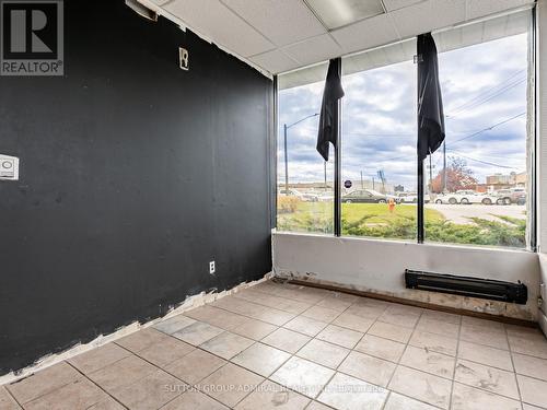 6 - 1606 Sedlescomb Drive, Mississauga, ON 