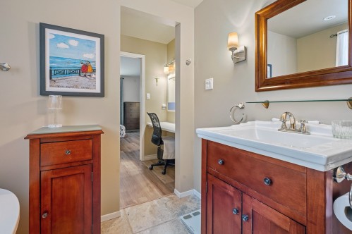 Master Bathroom - A-710 Ch. Des Trois-Villages, Piedmont, QC - Indoor Photo Showing Bathroom