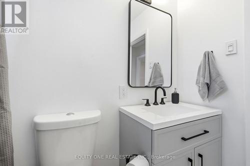 17 Savage Drive, Ottawa, ON - Indoor Photo Showing Bathroom