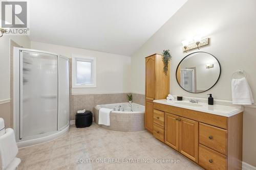17 Savage Drive, Ottawa, ON - Indoor Photo Showing Bathroom