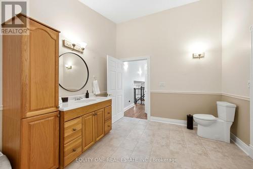 17 Savage Drive, Ottawa, ON - Indoor Photo Showing Bathroom