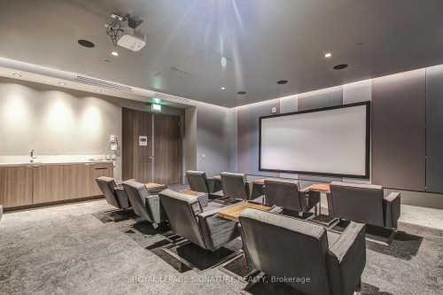 1704-2550 Eglinton Avenue W, Mississauga, ON - Indoor