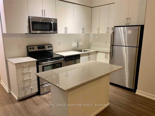 1704-2550 Eglinton Avenue W, Mississauga, ON - Indoor Photo Showing Kitchen With Upgraded Kitchen