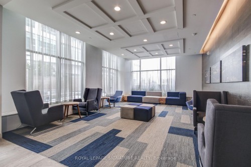 1704-2550 Eglinton Avenue W, Mississauga, ON - Indoor Photo Showing Other Room