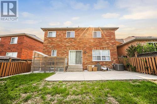 28 Sunnybrook Crescent, Brampton, ON - Outdoor